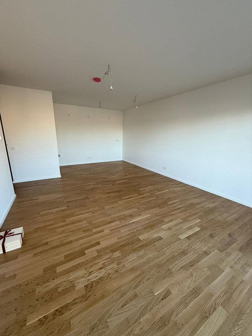 Pronájem bytu 3+1 86 m², Bürgerstraße 53A, Berlin, Berlín Pronájem bytu 3+1 86 m², Bürgerstraße 53A, Berlin, Berlín