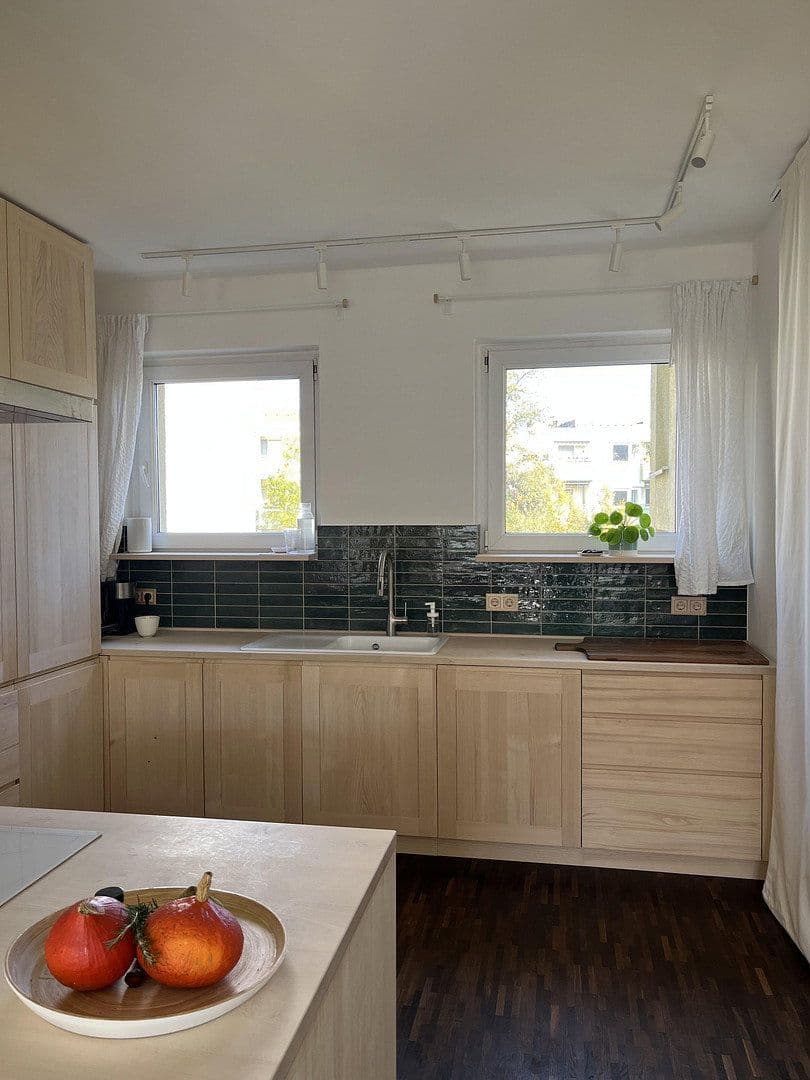Prodej bytu 3+kk 80 m², Berlin, Berlín Prodej bytu 3+kk 80 m², Berlin, Berlín