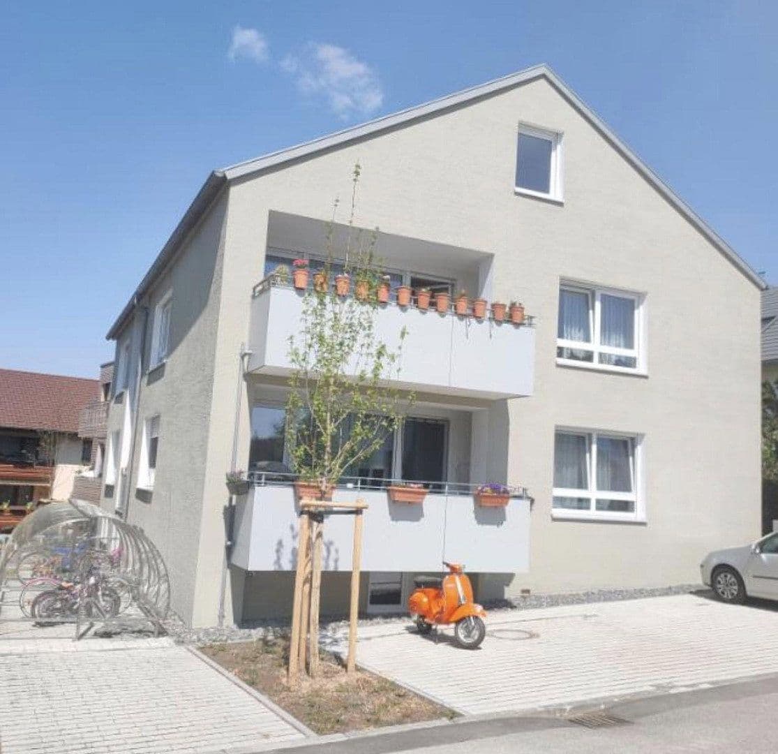Pronájem bytu 3+1 70 m², Steinstr.13, Ditzingen, Bádensko-Württembersko Pronájem bytu 3+1 70 m², Steinstr.13, Ditzingen, Bádensko-Württembersko