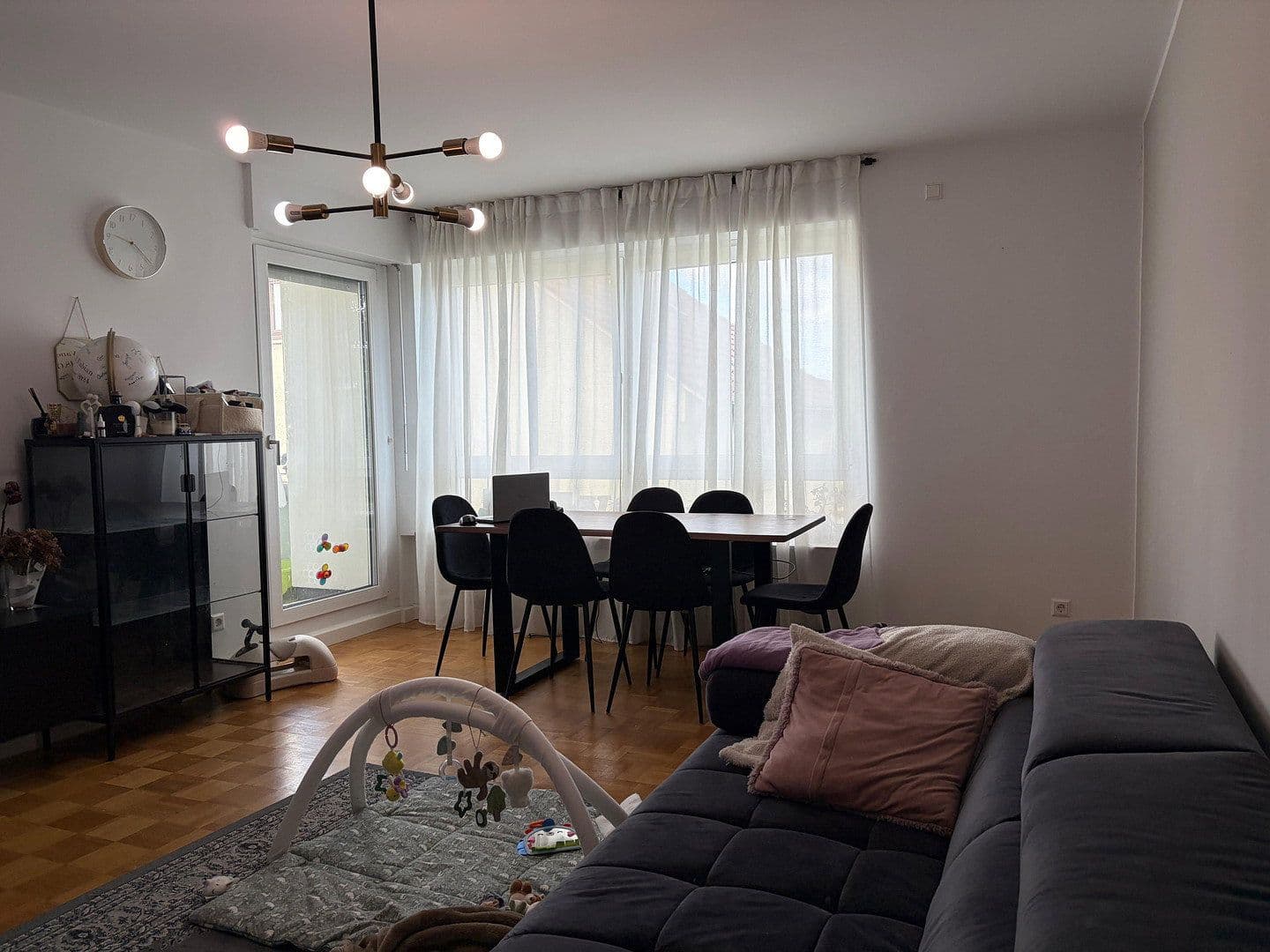 Pronájem bytu 3+1 70 m², Steinstr.13, Ditzingen, Bádensko-Württembersko Pronájem bytu 3+1 70 m², Steinstr.13, Ditzingen, Bádensko-Württembersko