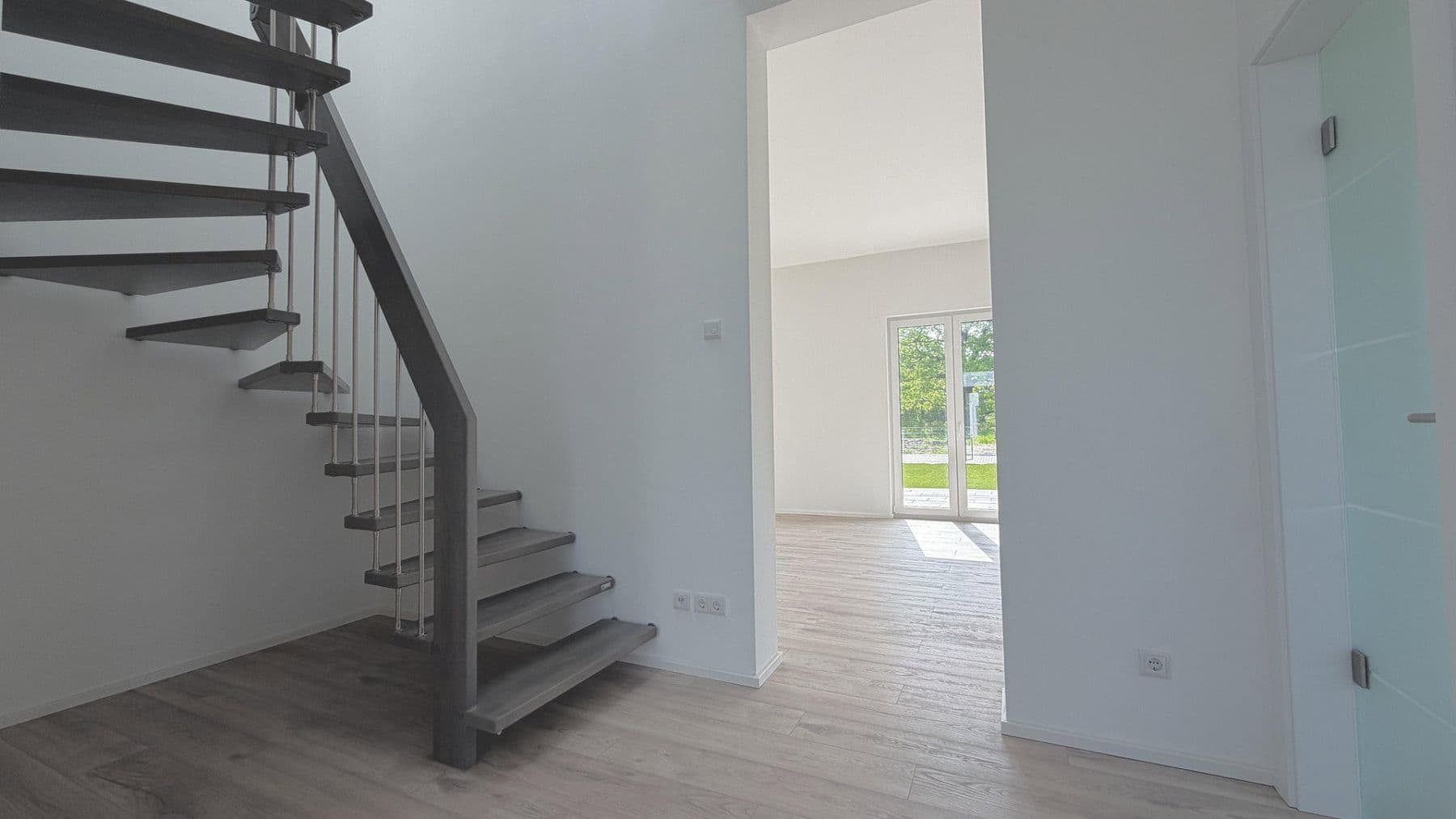 Prodej domu 140 m², pozemek 473 m², Ludwigsfelde, Braniborsko Prodej domu 140 m², pozemek 473 m², Ludwigsfelde, Braniborsko