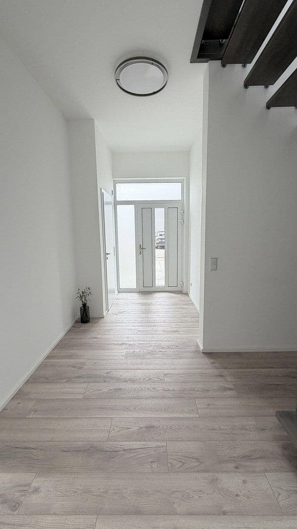 Prodej domu 140 m², pozemek 473 m², Ludwigsfelde, Braniborsko Prodej domu 140 m², pozemek 473 m², Ludwigsfelde, Braniborsko