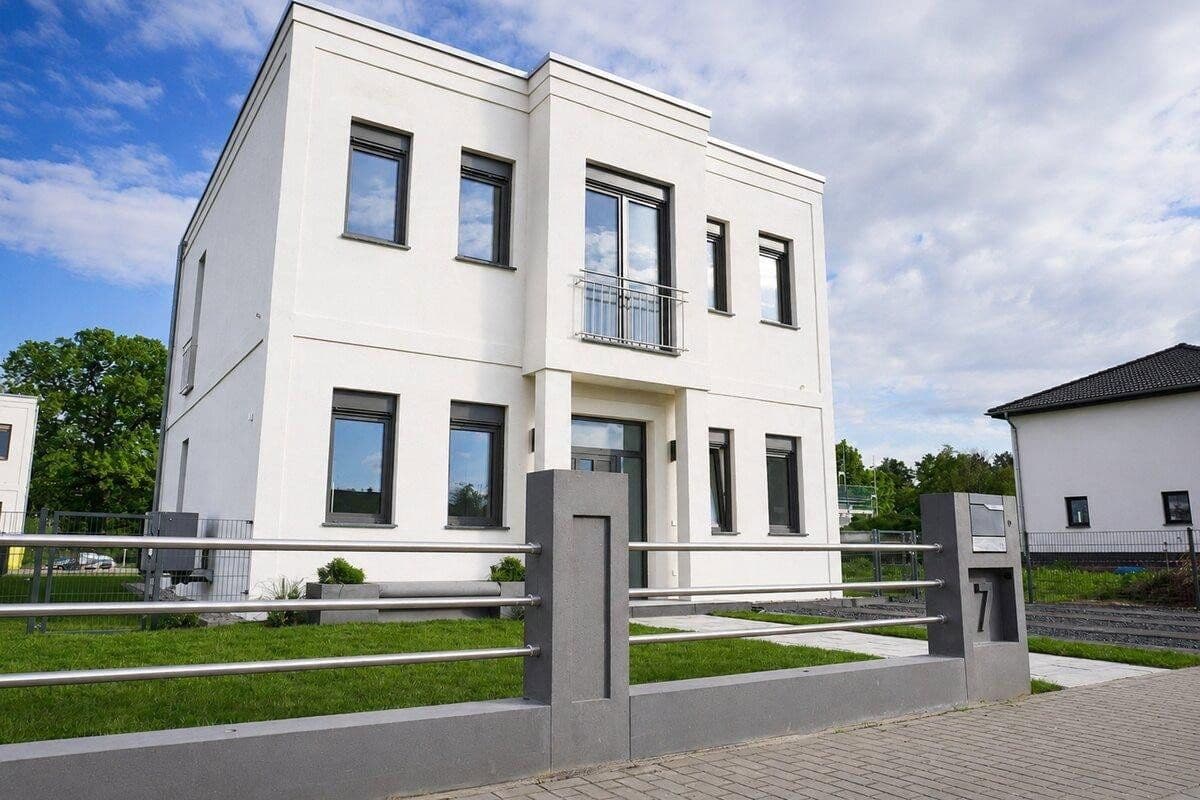 Prodej domu 140 m², pozemek 473 m², Ludwigsfelde, Braniborsko Prodej domu 140 m², pozemek 473 m², Ludwigsfelde, Braniborsko