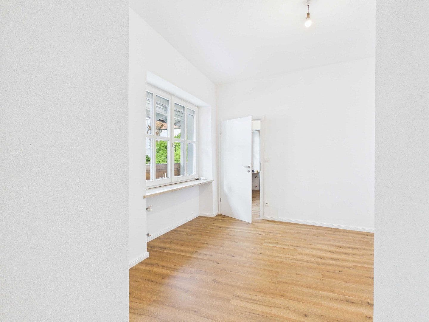 Pronájem bytu 2+1 51 m², Rot-Kreuz-Platz 5, Straubing, Bavorsko Pronájem bytu 2+1 51 m², Rot-Kreuz-Platz 5, Straubing, Bavorsko