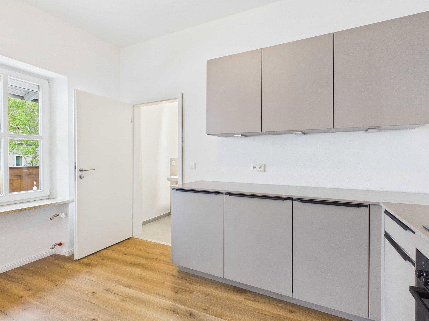 Pronájem bytu 2+1 51 m², Rot-Kreuz-Platz 5, Straubing, Bavorsko Pronájem bytu 2+1 51 m², Rot-Kreuz-Platz 5, Straubing, Bavorsko