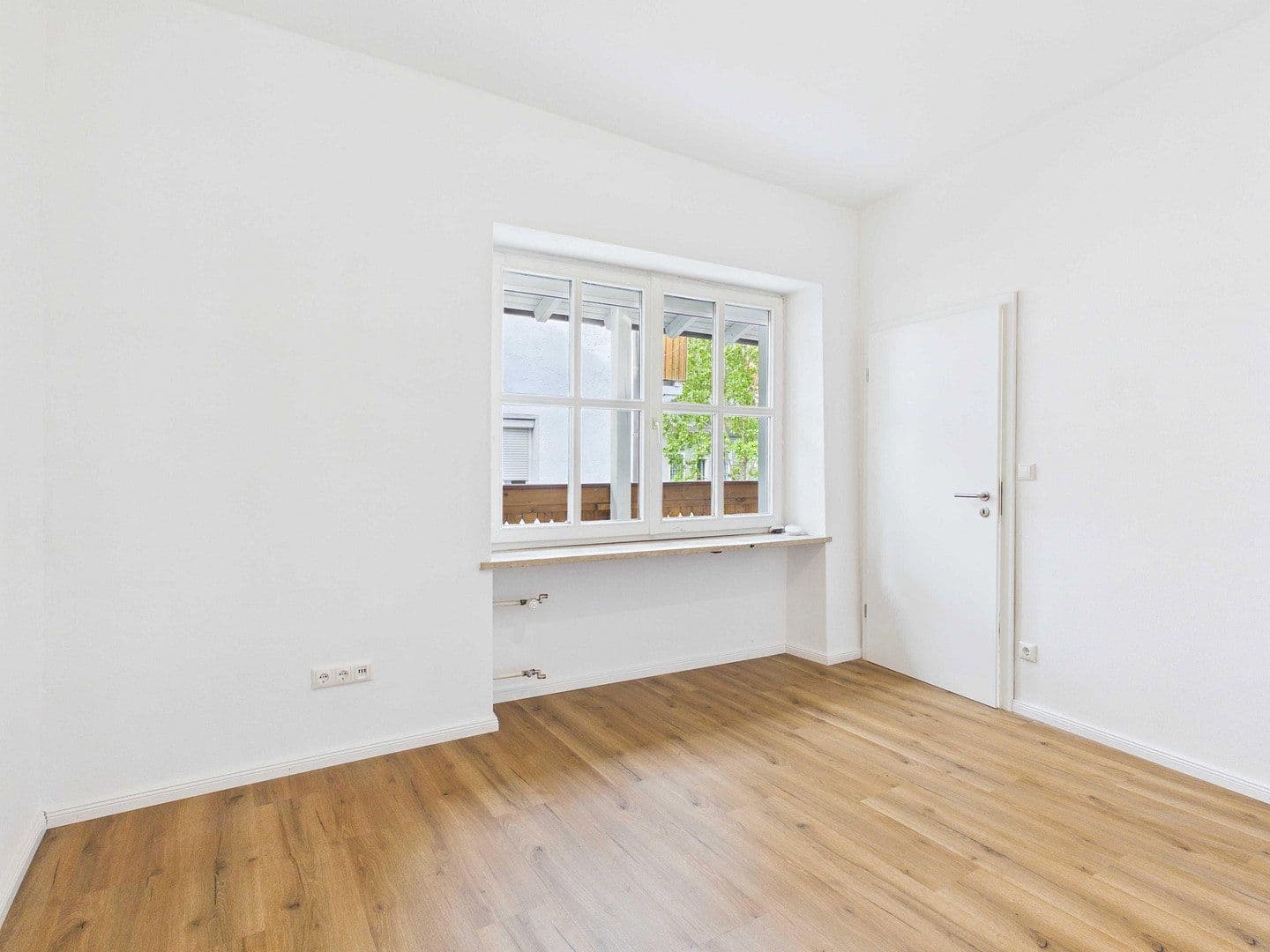 Pronájem bytu 2+1 51 m², Rot-Kreuz-Platz 5, Straubing, Bavorsko Pronájem bytu 2+1 51 m², Rot-Kreuz-Platz 5, Straubing, Bavorsko