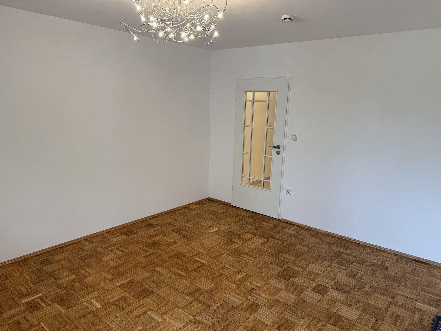 Pronájem bytu 1+1 34 m², Lohgrabenstr. 1A, Regensburg, Bavorsko Pronájem bytu 1+1 34 m², Lohgrabenstr. 1A, Regensburg, Bavorsko