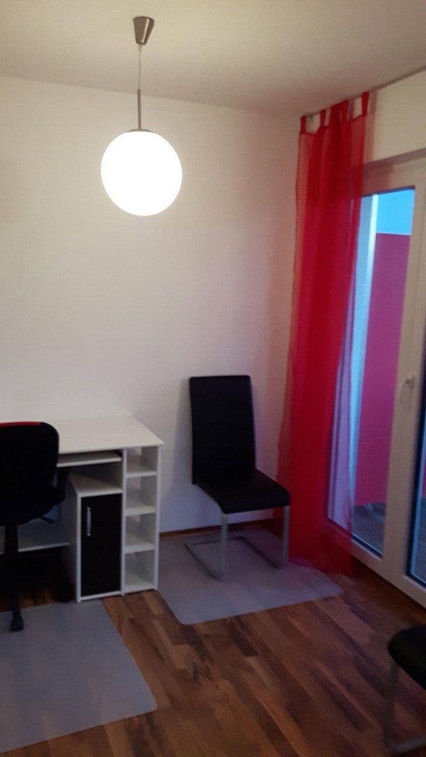 Pronájem bytu 1+1 25 m², Mattstraße 4, Aschaffenburg, Bavorsko Pronájem bytu 1+1 25 m², Mattstraße 4, Aschaffenburg, Bavorsko