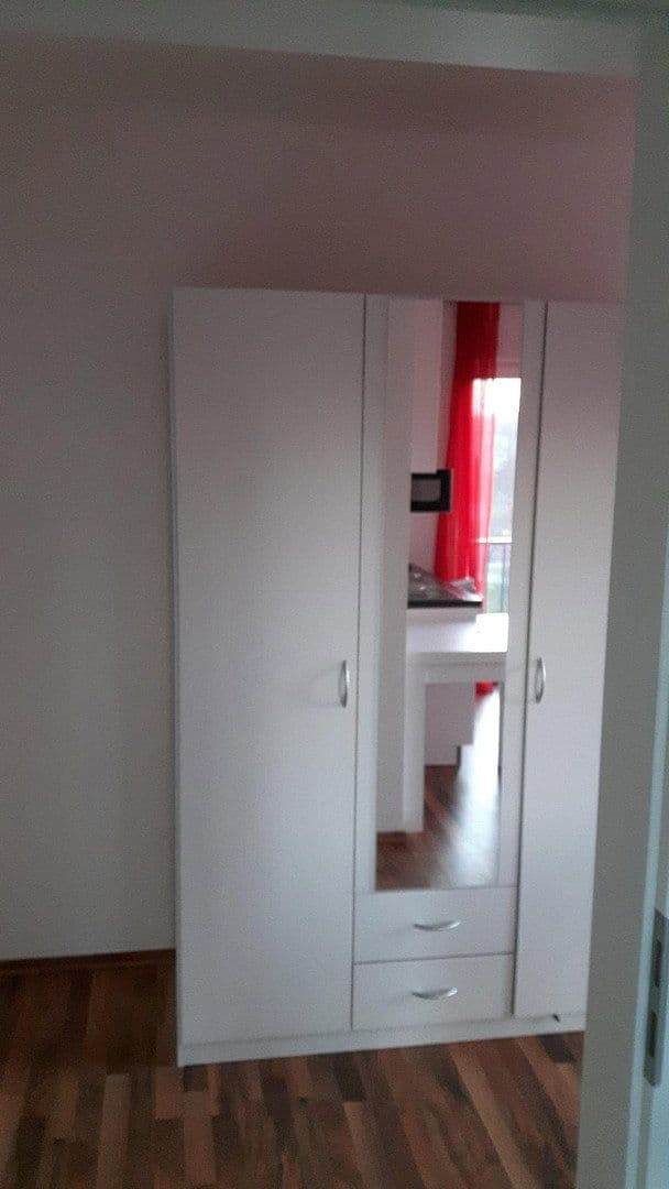Pronájem bytu 1+1 25 m², Mattstraße 4, Aschaffenburg, Bavorsko Pronájem bytu 1+1 25 m², Mattstraße 4, Aschaffenburg, Bavorsko