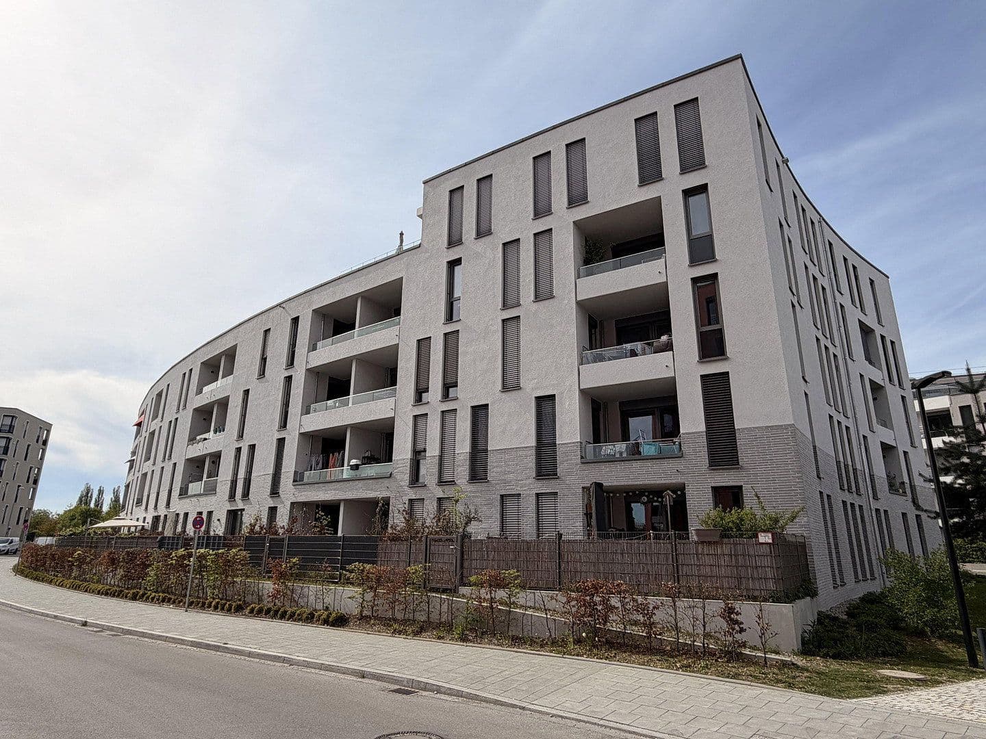 Pronájem bytu 3+1 75 m², Fritz-Bauer-Straße 38, München, Bavorsko Pronájem bytu 3+1 75 m², Fritz-Bauer-Straße 38, München, Bavorsko