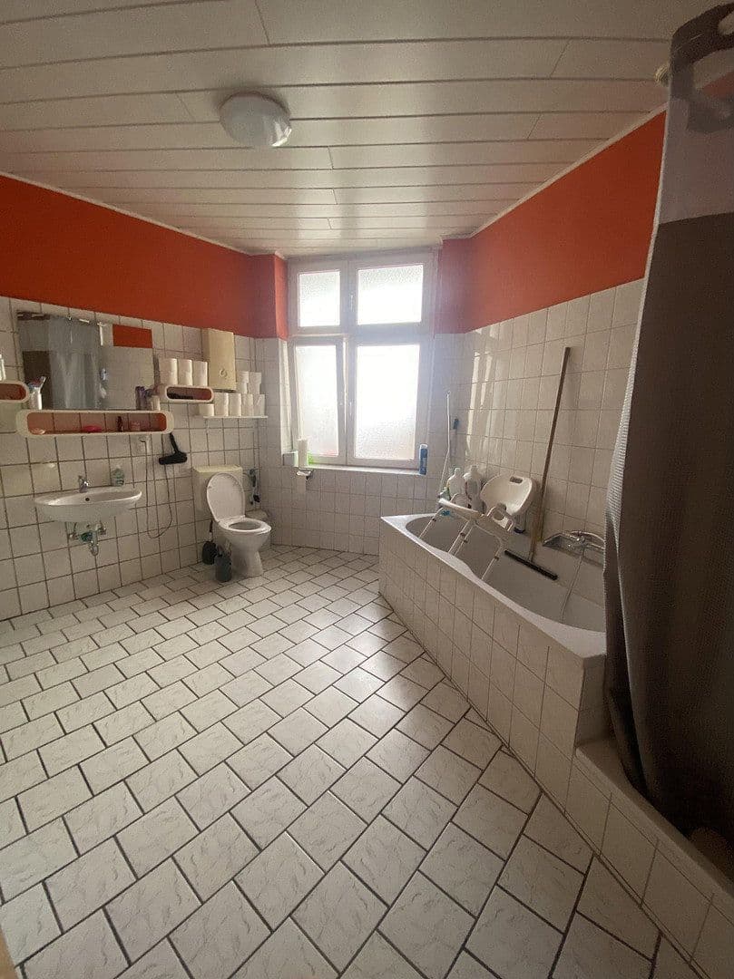 Prodej bytu 3+kk 99 m², Essen, Severní Porýní-Vestfálsko Prodej bytu 3+kk 99 m², Essen, Severní Porýní-Vestfálsko