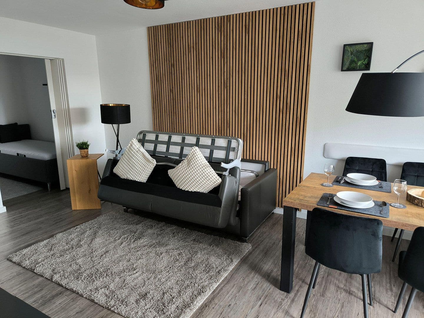 Pronájem bytu 1+1 44 m², Neuss, Severní Porýní-Vestfálsko Pronájem bytu 1+1 44 m², Neuss, Severní Porýní-Vestfálsko