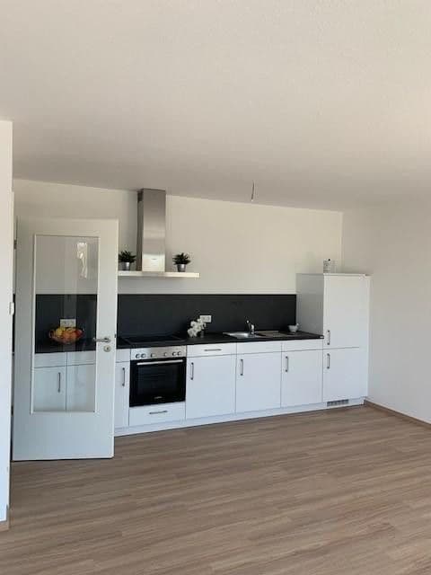 Pronájem bytu 3+1 76 m², Usastraße 22, Bad Nauheim, Hessen Pronájem bytu 3+1 76 m², Usastraße 22, Bad Nauheim, Hessen