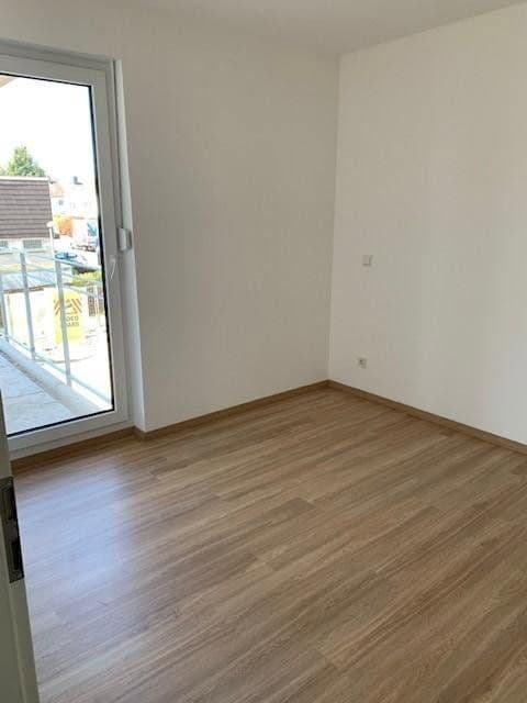 Pronájem bytu 3+1 76 m², Usastraße 22, Bad Nauheim, Hessen Pronájem bytu 3+1 76 m², Usastraße 22, Bad Nauheim, Hessen