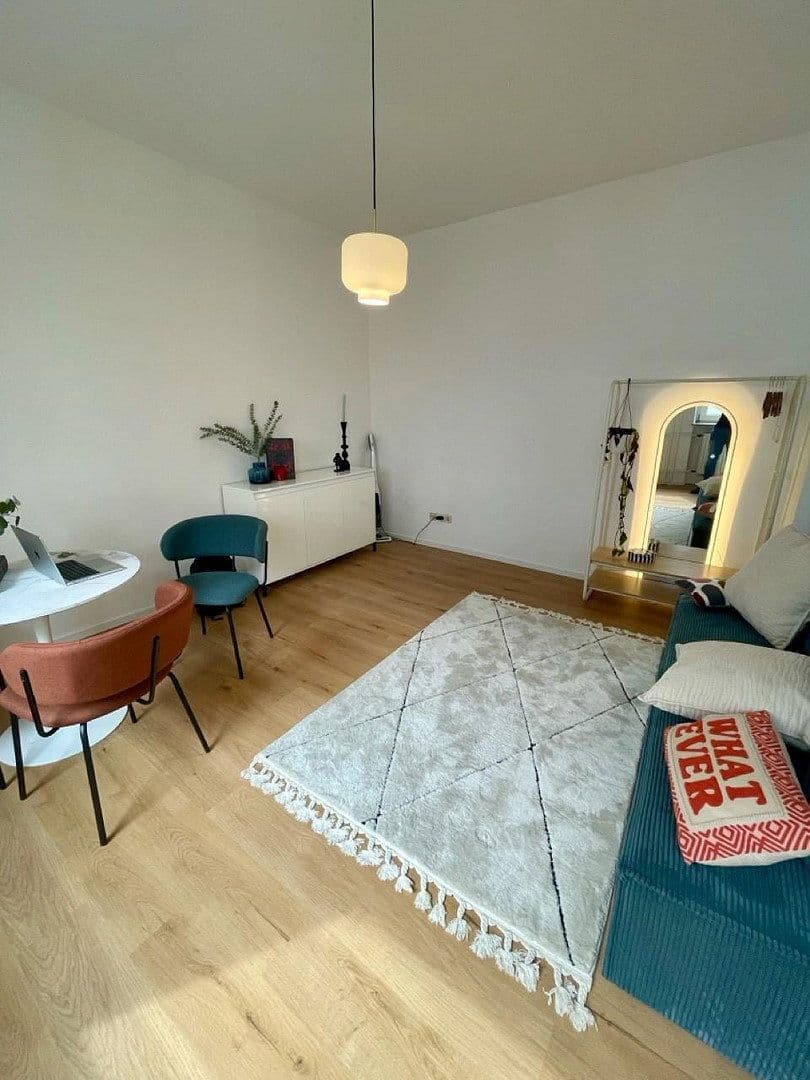 Prodej bytu 1+1 29 m², K3 2, Mannheim, Bádensko-Württembersko Prodej bytu 1+1 29 m², K3 2, Mannheim, Bádensko-Württembersko