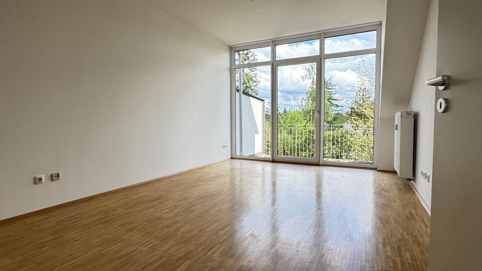 Pronájem bytu 2+1 54 m², Naupliastraße 39, München, Bavorsko Pronájem bytu 2+1 54 m², Naupliastraße 39, München, Bavorsko