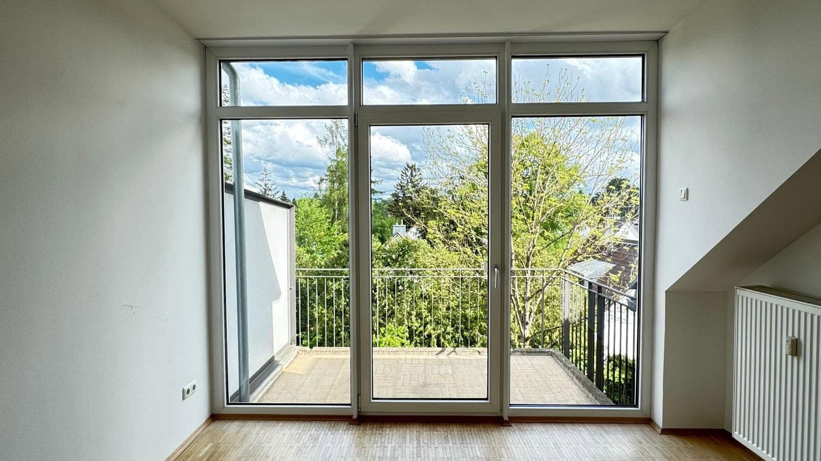 Pronájem bytu 2+1 54 m², Naupliastraße 39, München, Bavorsko Pronájem bytu 2+1 54 m², Naupliastraße 39, München, Bavorsko
