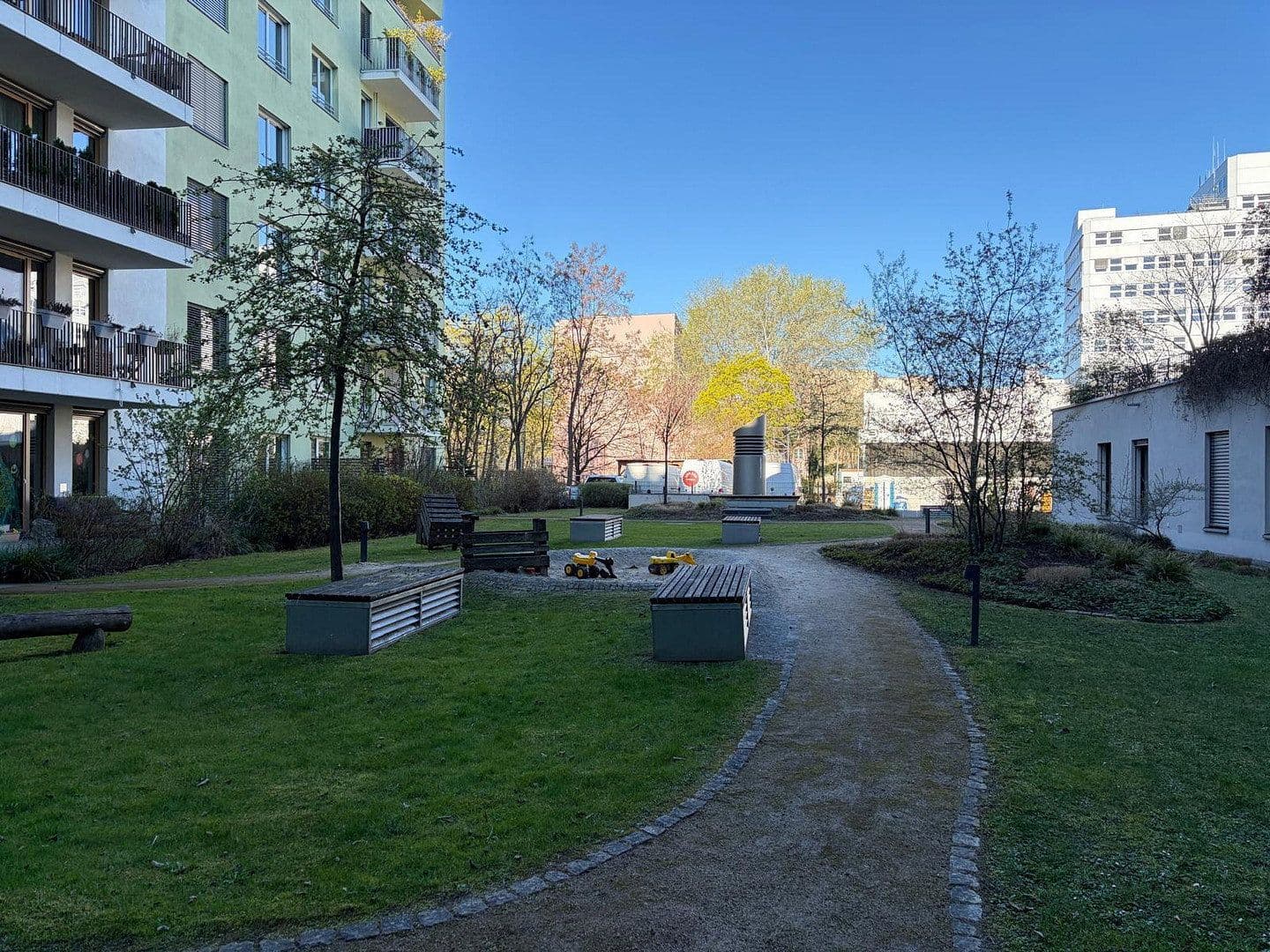 Prodej bytu 3+1 75 m², Berlin, Berlín Prodej bytu 3+1 75 m², Berlin, Berlín