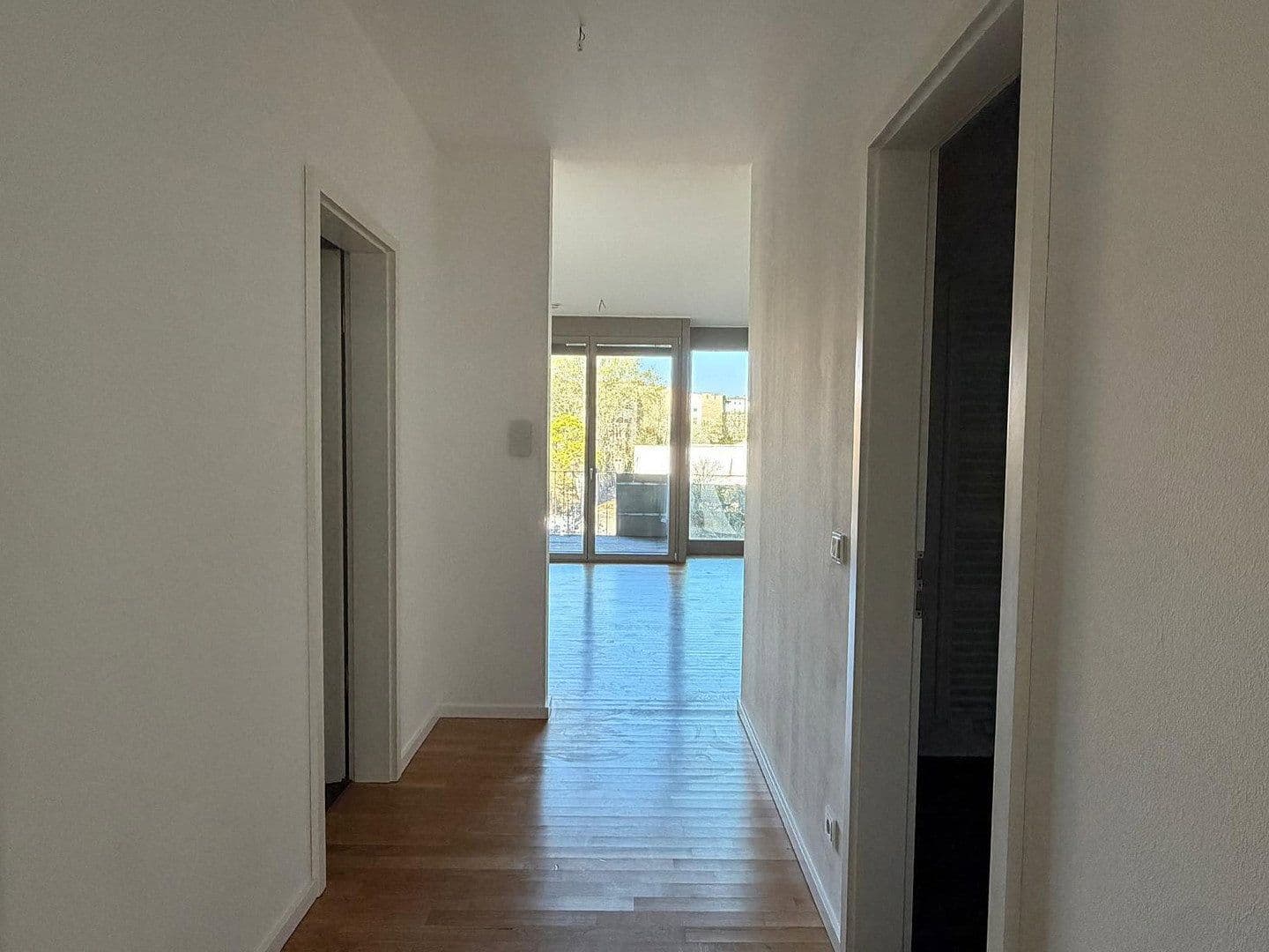 Prodej bytu 3+1 75 m², Berlin, Berlín Prodej bytu 3+1 75 m², Berlin, Berlín