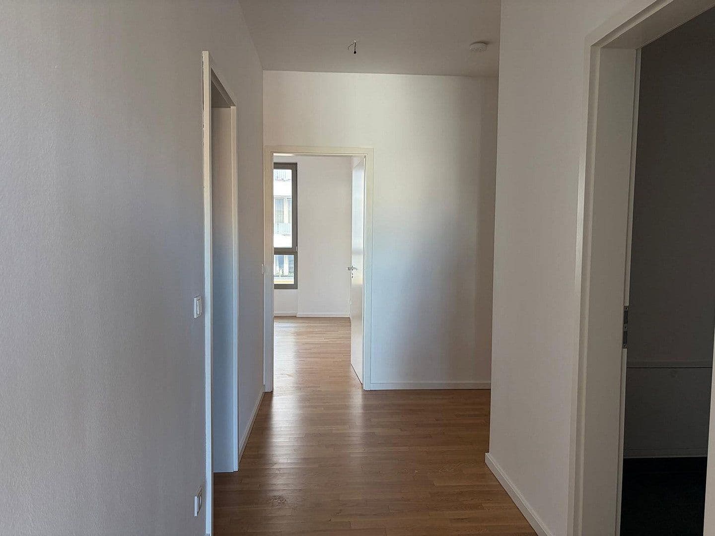 Prodej bytu 3+1 75 m², Berlin, Berlín Prodej bytu 3+1 75 m², Berlin, Berlín