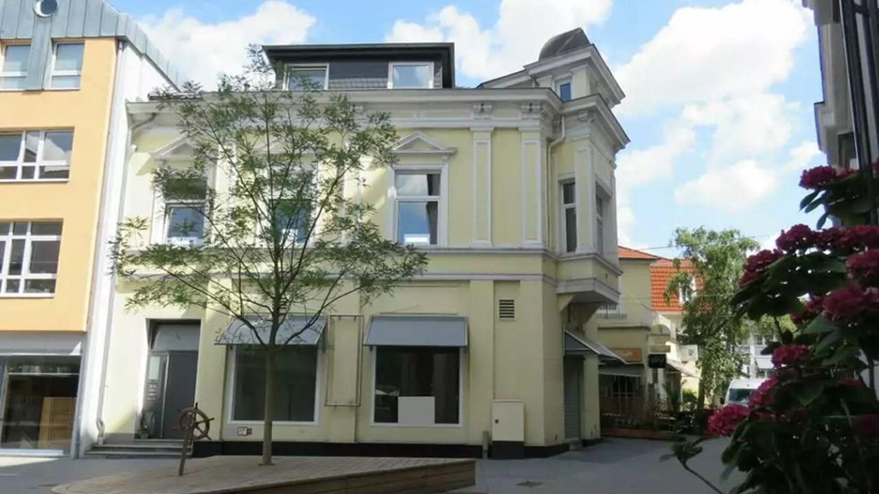 Pronájem bytu 1+1 116 m², Viktoriastraße 4, Bad Oeynhausen, Severní Porýní-Vestfálsko Pronájem bytu 1+1 116 m², Viktoriastraße 4, Bad Oeynhausen, Severní Porýní-Vestfálsko
