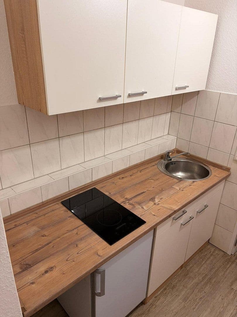 Pronájem bytu 1+1 31 m², Mainz, Porýní-Falc Pronájem bytu 1+1 31 m², Mainz, Porýní-Falc