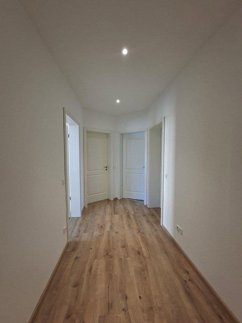 Pronájem bytu 2+1 65 m², Hagenstr. 1, Přestavlk, Braniborsko Pronájem bytu 2+1 65 m², Hagenstr. 1, Přestavlk, Braniborsko