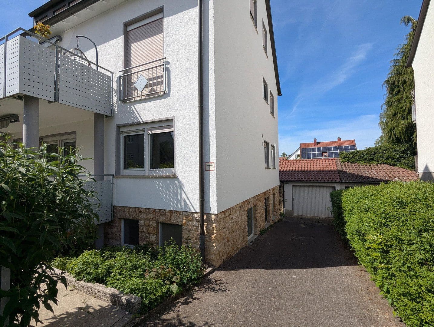 Pronájem bytu 4+1 102 m², Stuttgart, Bádensko-Württembersko Pronájem bytu 4+1 102 m², Stuttgart, Bádensko-Württembersko