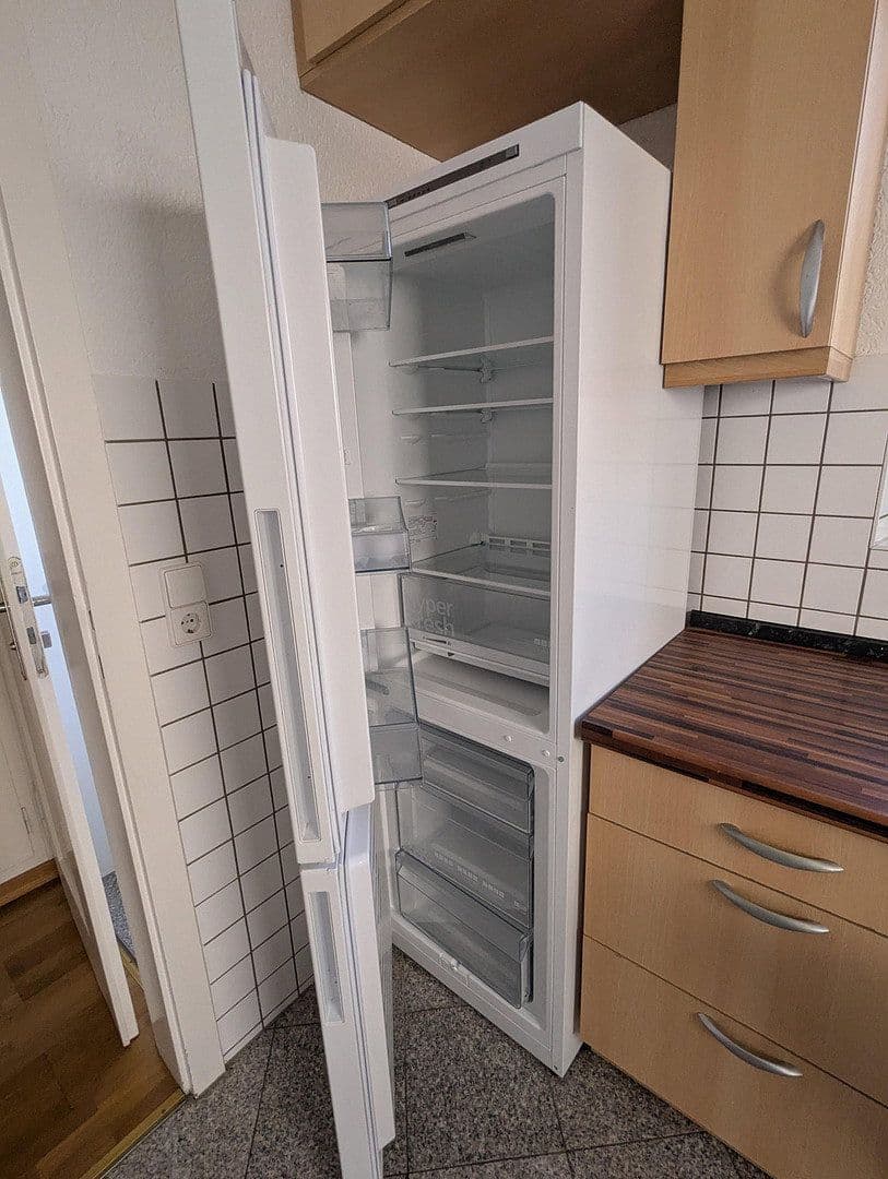 Pronájem bytu 4+1 102 m², Stuttgart, Bádensko-Württembersko Pronájem bytu 4+1 102 m², Stuttgart, Bádensko-Württembersko