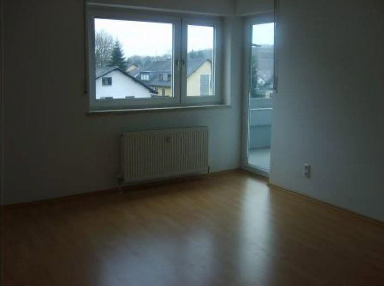 Prodej bytu 4+1 87 m², Grenzstraße 40, Obertshausen, Hessen Prodej bytu 4+1 87 m², Grenzstraße 40, Obertshausen, Hessen