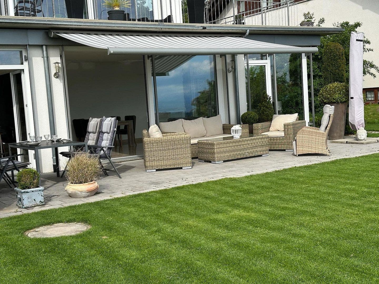 Pronájem bytu 3+1 152 m², Markdorf, Bádensko-Württembersko Pronájem bytu 3+1 152 m², Markdorf, Bádensko-Württembersko