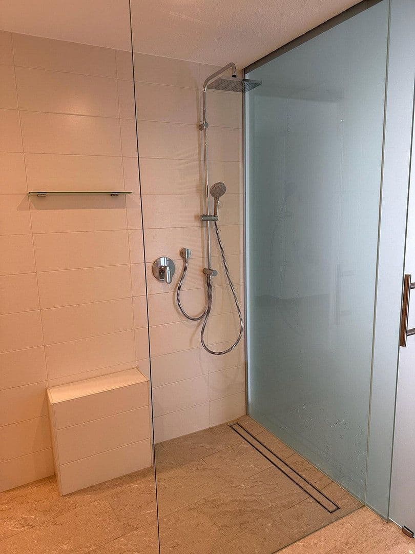 Pronájem bytu 3+1 152 m², Markdorf, Bádensko-Württembersko Pronájem bytu 3+1 152 m², Markdorf, Bádensko-Württembersko