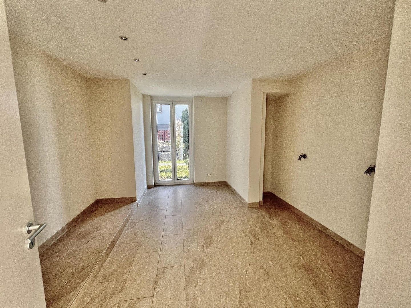 Pronájem bytu 3+1 152 m², Markdorf, Bádensko-Württembersko Pronájem bytu 3+1 152 m², Markdorf, Bádensko-Württembersko