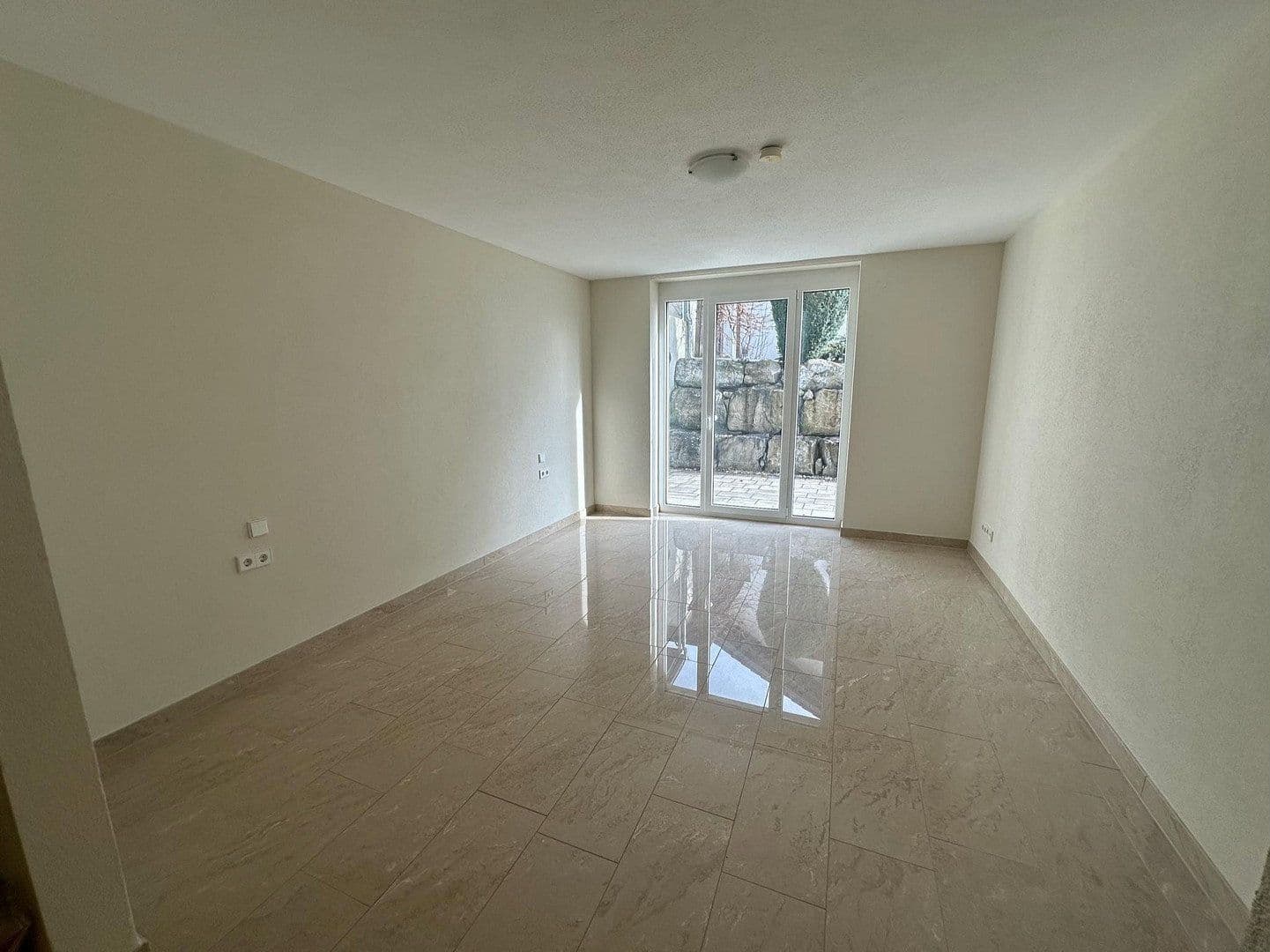 Pronájem bytu 3+1 152 m², Markdorf, Bádensko-Württembersko Pronájem bytu 3+1 152 m², Markdorf, Bádensko-Württembersko