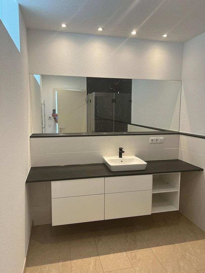 Pronájem bytu 3+1 152 m², Markdorf, Bádensko-Württembersko Pronájem bytu 3+1 152 m², Markdorf, Bádensko-Württembersko