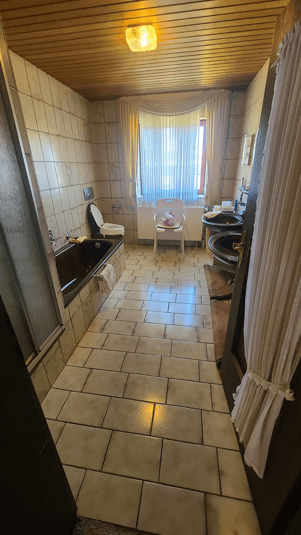Prodej domu 153 m², pozemek 735 m², Attendorn, Severní Porýní-Vestfálsko Prodej domu 153 m², pozemek 735 m², Attendorn, Severní Porýní-Vestfálsko