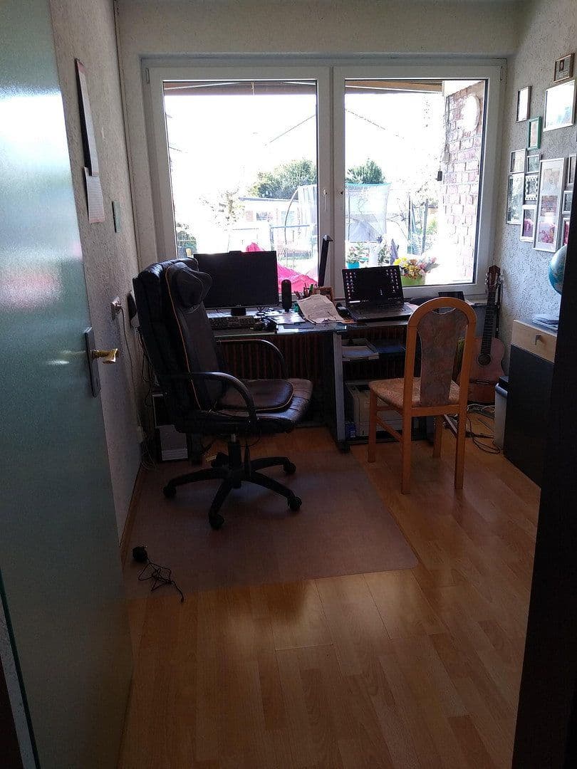Prodej domu 123 m², pozemek 498 m², Karben, Hessen Prodej domu 123 m², pozemek 498 m², Karben, Hessen