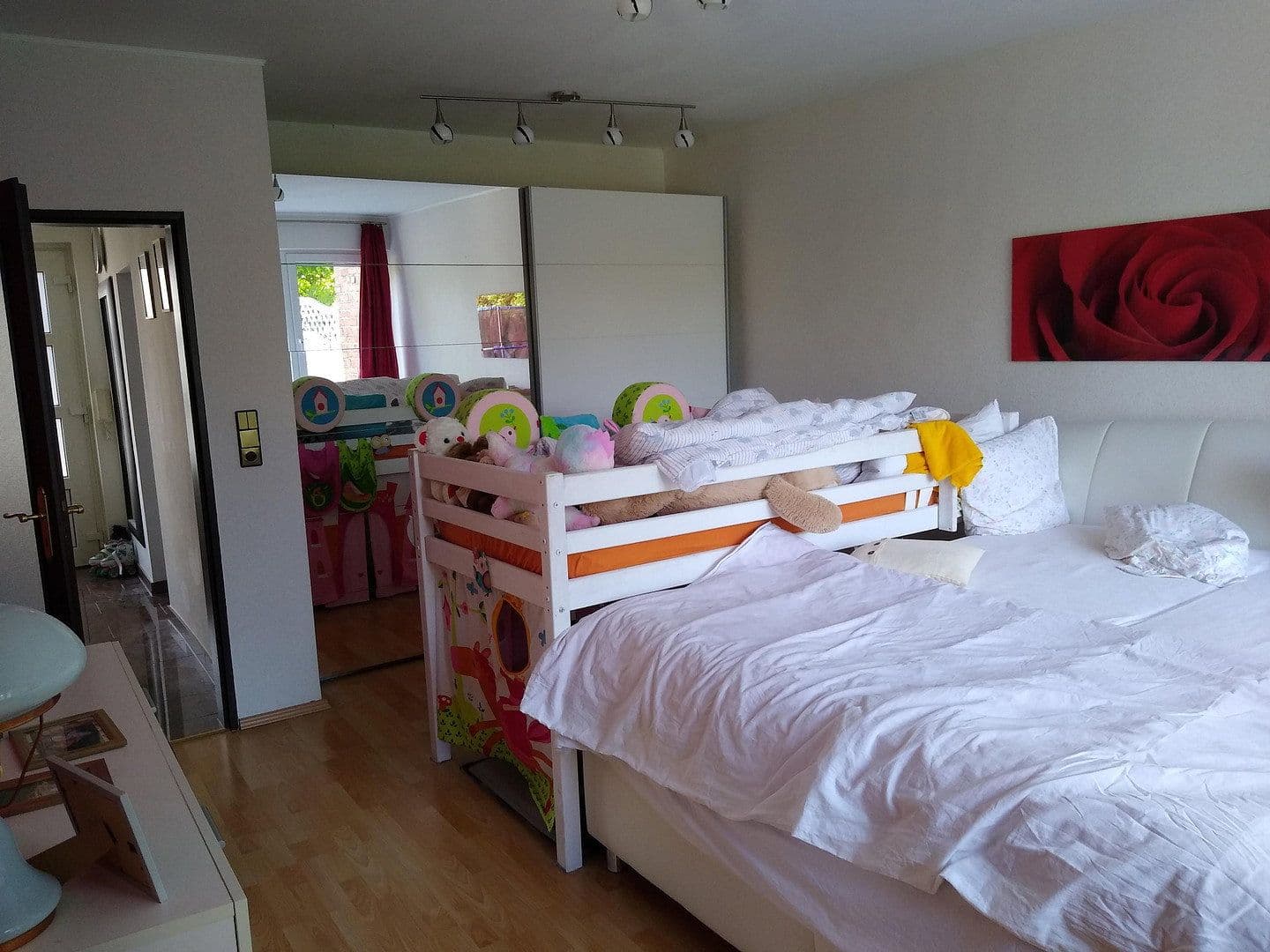 Prodej domu 123 m², pozemek 498 m², Karben, Hessen Prodej domu 123 m², pozemek 498 m², Karben, Hessen