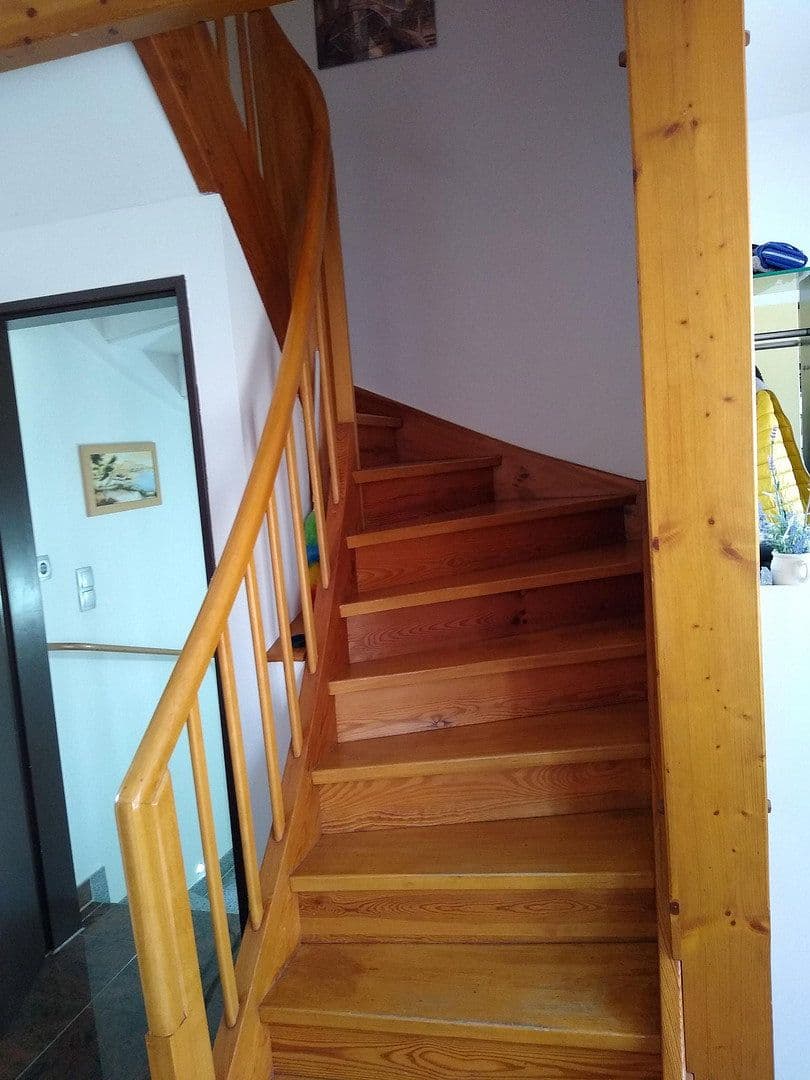 Prodej domu 123 m², pozemek 498 m², Karben, Hessen Prodej domu 123 m², pozemek 498 m², Karben, Hessen