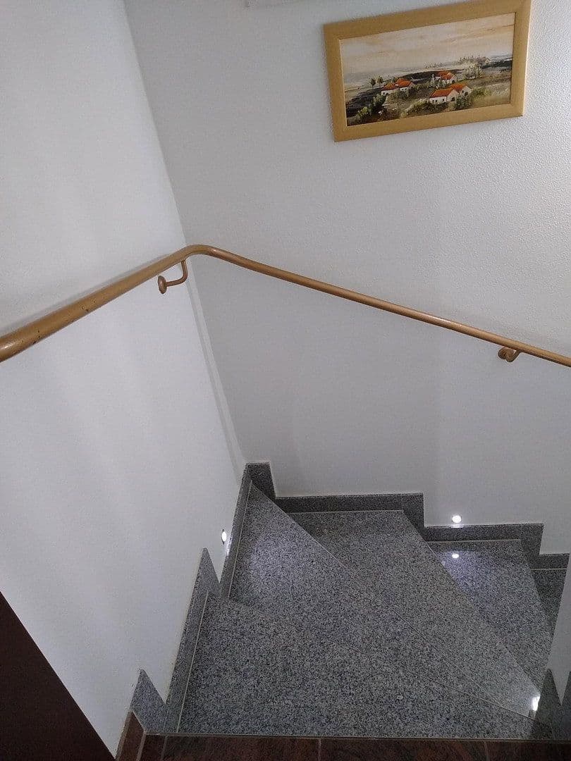 Prodej domu 123 m², pozemek 498 m², Karben, Hessen Prodej domu 123 m², pozemek 498 m², Karben, Hessen