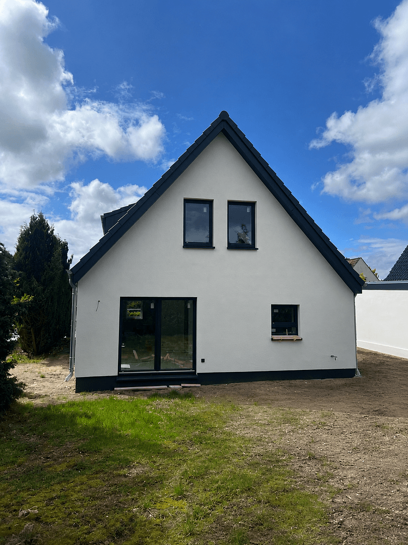 Prodej domu 132 m², pozemek 544 m², Glinde, Šlesvicko-Holštýnsko Prodej domu 132 m², pozemek 544 m², Glinde, Šlesvicko-Holštýnsko