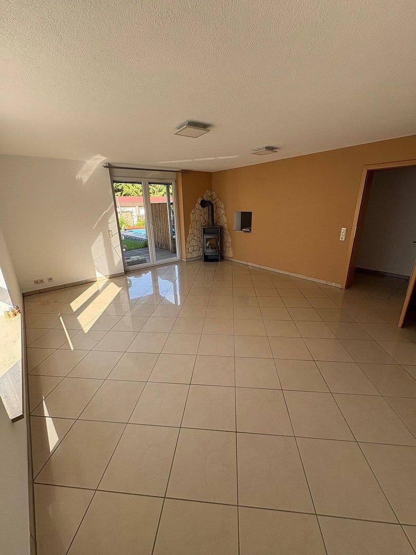 Prodej domu 224 m², pozemek 590 m², Wehr, Bádensko-Württembersko Prodej domu 224 m², pozemek 590 m², Wehr, Bádensko-Württembersko