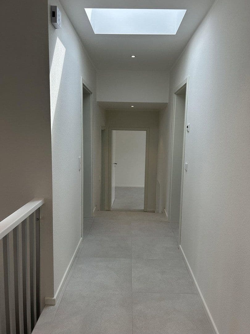 Prodej domu 120 m², pozemek 327 m², Bad Nenndorf, Dolní Sasko Prodej domu 120 m², pozemek 327 m², Bad Nenndorf, Dolní Sasko