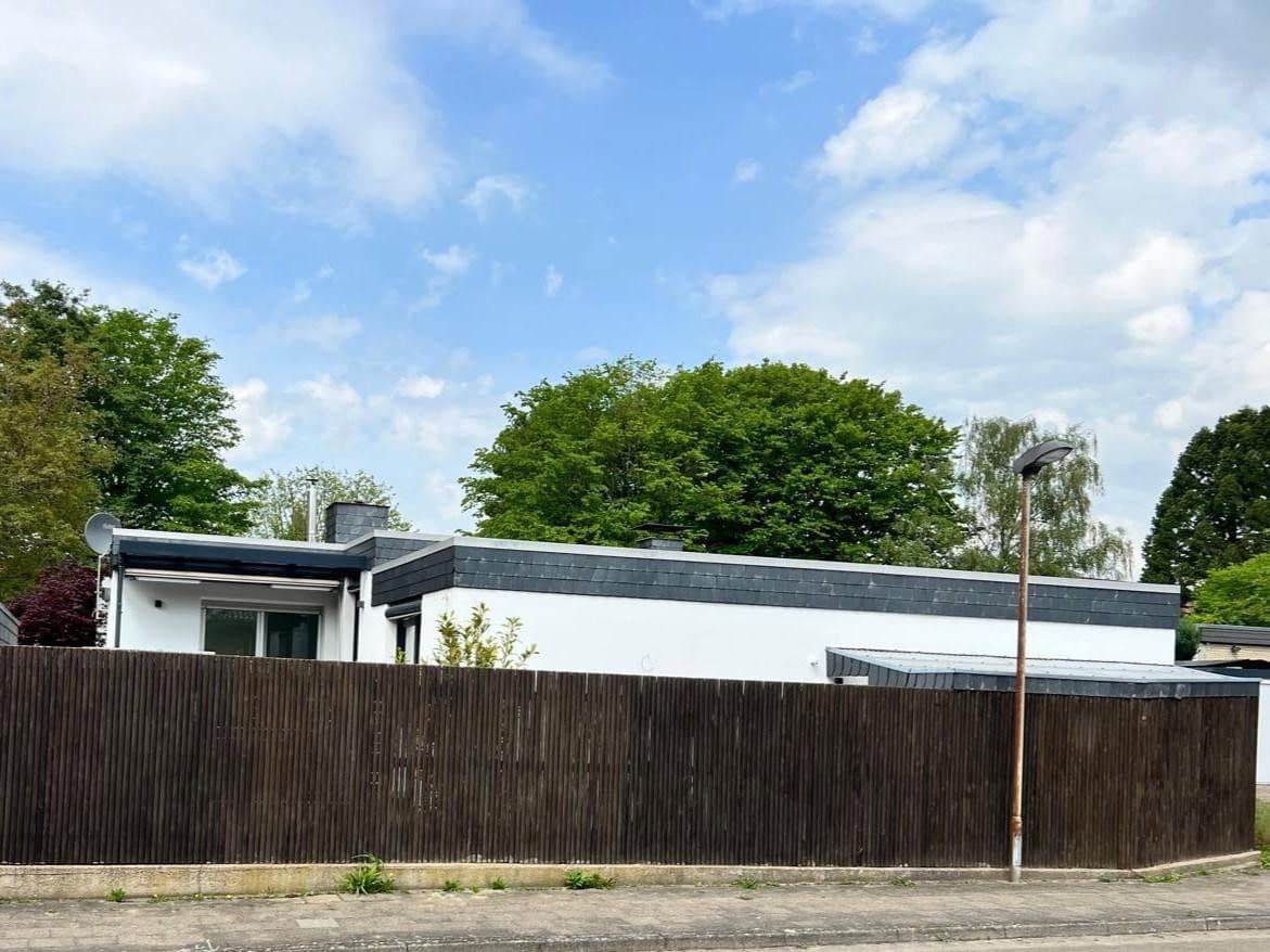Prodej domu 120 m², pozemek 327 m², Bad Nenndorf, Dolní Sasko Prodej domu 120 m², pozemek 327 m², Bad Nenndorf, Dolní Sasko