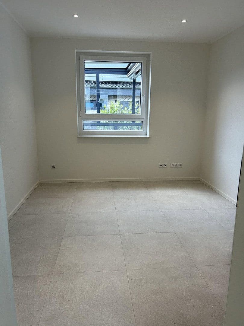Prodej domu 120 m², pozemek 327 m², Bad Nenndorf, Dolní Sasko Prodej domu 120 m², pozemek 327 m², Bad Nenndorf, Dolní Sasko