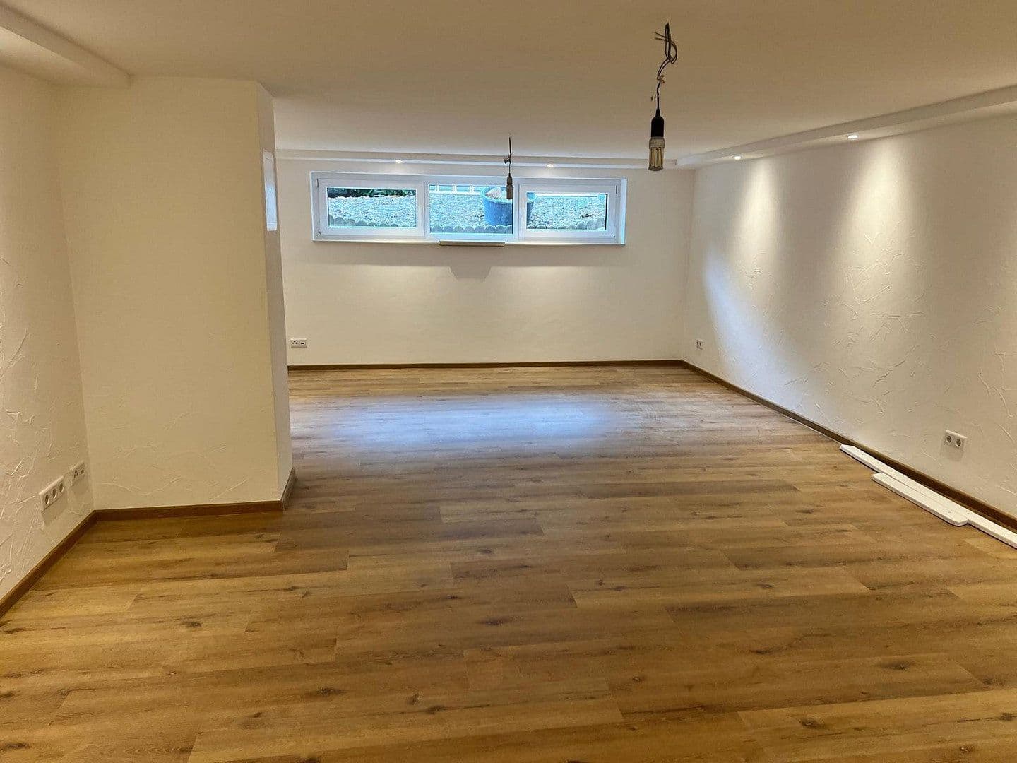 Prodej domu 120 m², pozemek 327 m², Bad Nenndorf, Dolní Sasko Prodej domu 120 m², pozemek 327 m², Bad Nenndorf, Dolní Sasko