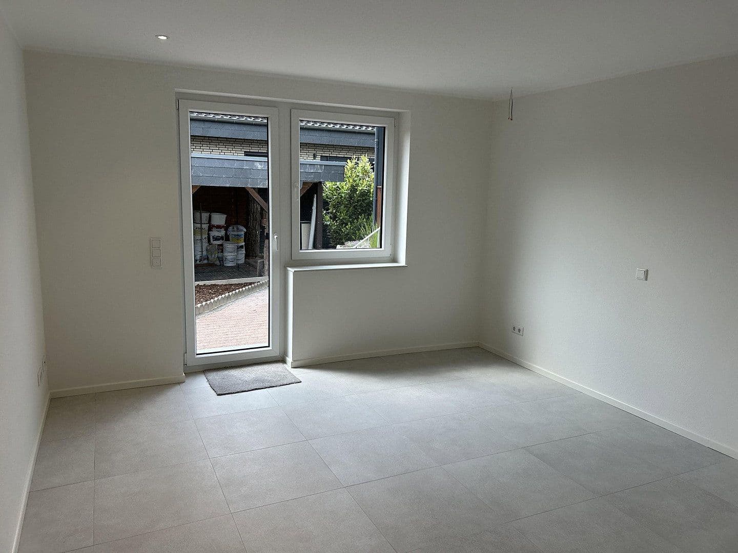 Prodej domu 120 m², pozemek 327 m², Bad Nenndorf, Dolní Sasko Prodej domu 120 m², pozemek 327 m², Bad Nenndorf, Dolní Sasko