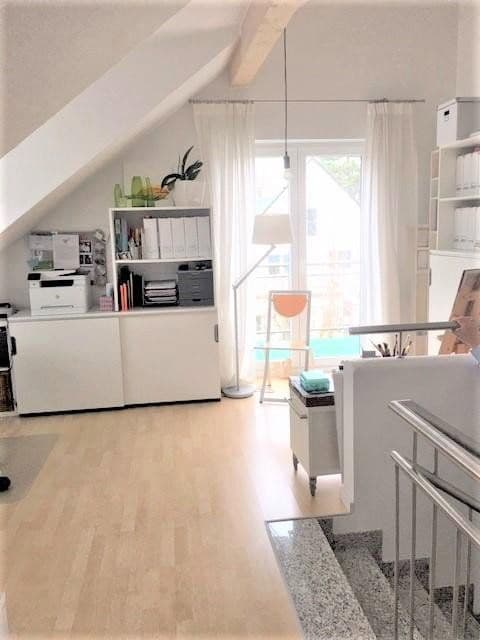 Pronájem domu 172 m², pozemek 325 m², München, Bavorsko Pronájem domu 172 m², pozemek 325 m², München, Bavorsko