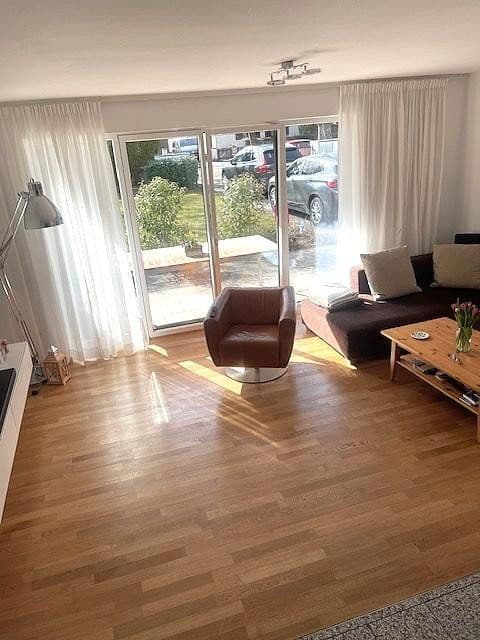 Pronájem domu 172 m², pozemek 325 m², München, Bavorsko Pronájem domu 172 m², pozemek 325 m², München, Bavorsko