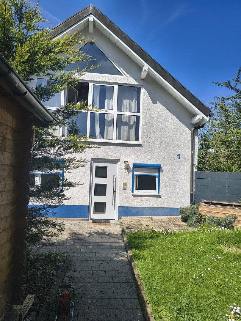 Prodej domu 87 m², pozemek 198 m², Steinen, Bádensko-Württembersko Prodej domu 87 m², pozemek 198 m², Steinen, Bádensko-Württembersko